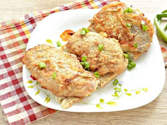 Pork chops in batter