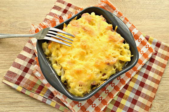 Pasta casserole with sausages