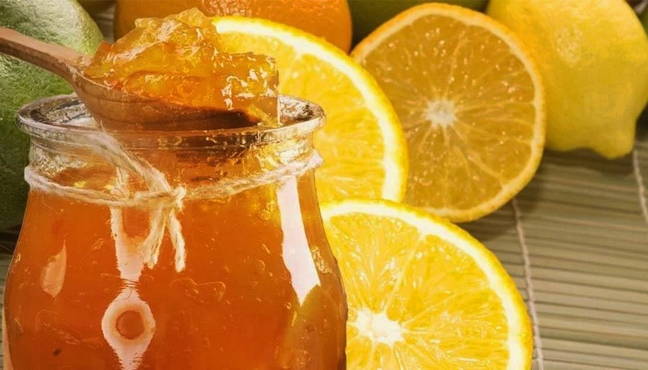 Apricot jam with oranges and lemon