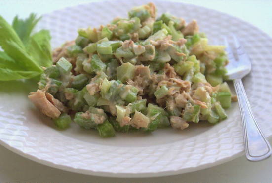 Tuna and celery salad