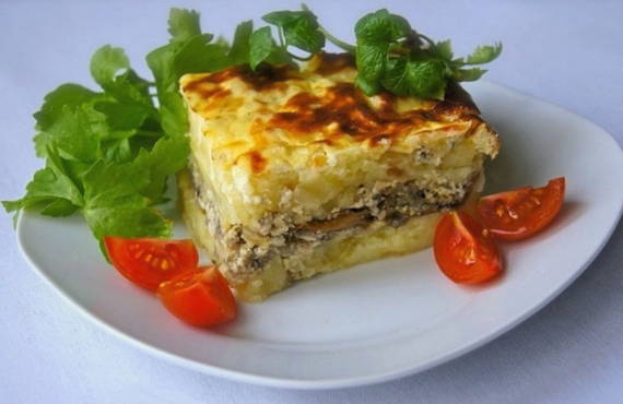 Potato casserole with meat in the oven