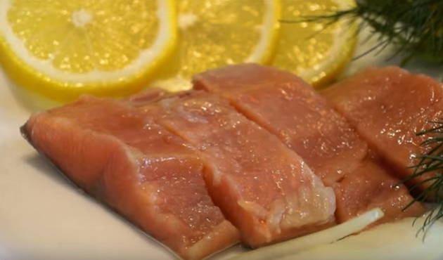 Pink salmon in brine