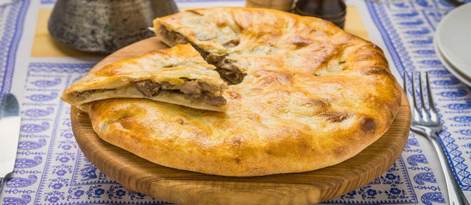Khachapuri with meat