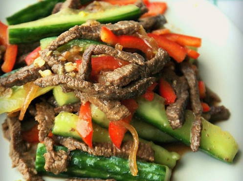 Salad with beef and cucumbers
