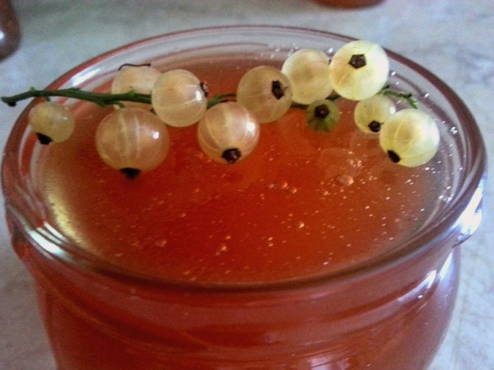White currant and raspberry jelly