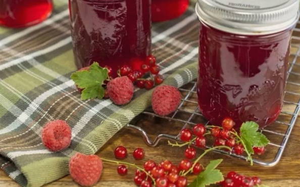 Raspberry and red currant jam