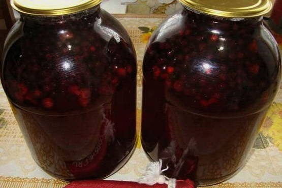 Black raspberry compote for the winter