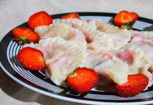 Strawberry dumplings with whey