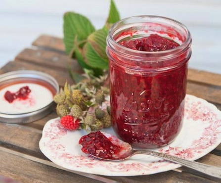 Raspberry jam in a pan