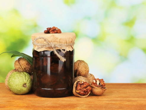 Pine cone jam with walnuts