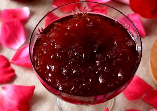 Rose petal jam with citric acid