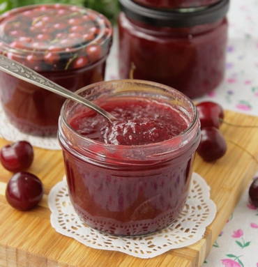Cherry jam for the winter