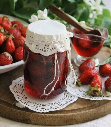 Strawberry mint jam