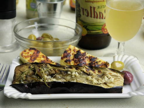 Grilled eggplant with garlic