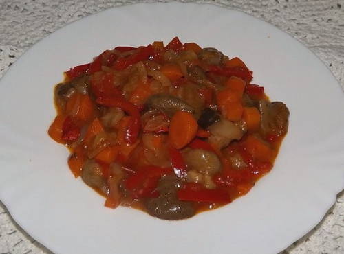 Mushroom solyanka for the winter with tomato paste