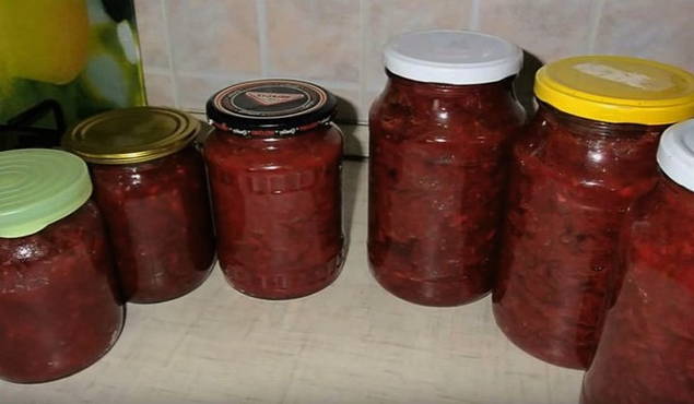 Beetroot salad for the winter in jars