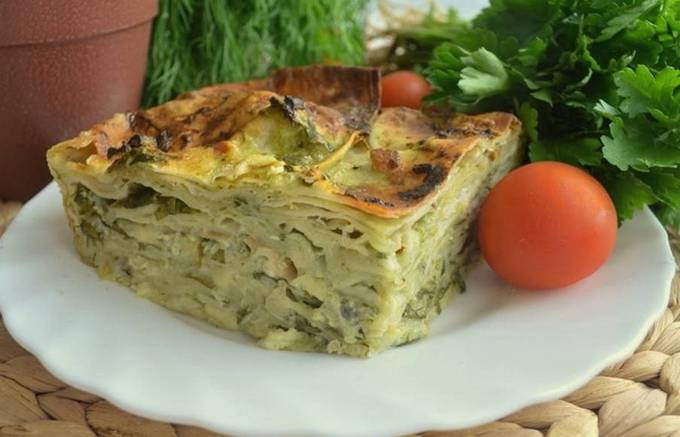 Lavash achma with minced meat in the oven