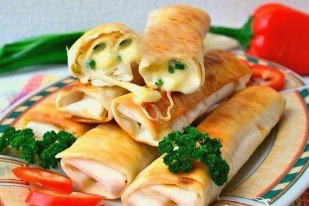 Pita rolls with cheese filling