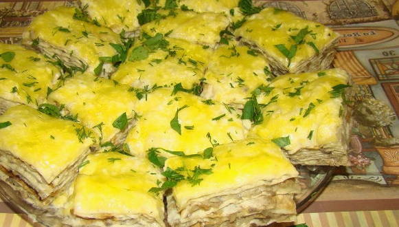 Lavash snack cake with mushrooms