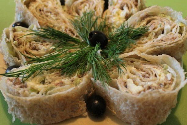 Lavash rolls with canned fish