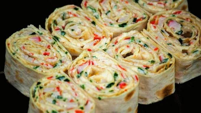 Lavash with crab sticks, cucumber and egg