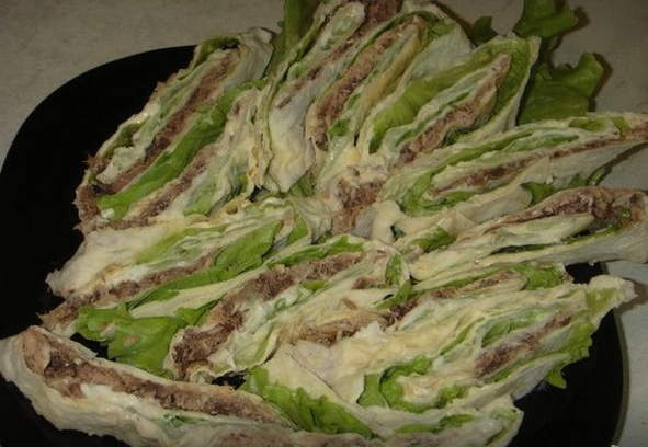 Lavash rolls with tuna