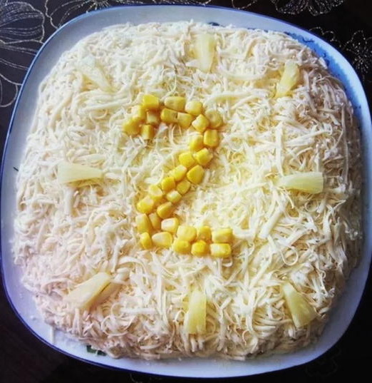 Chicken, pineapple, cheese, egg and onion salad