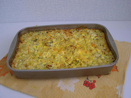 Oven potato, chicken, zucchini and tomato casserole