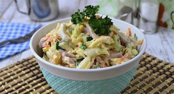 Salad with smoked chicken, Chinese cabbage and cucumber