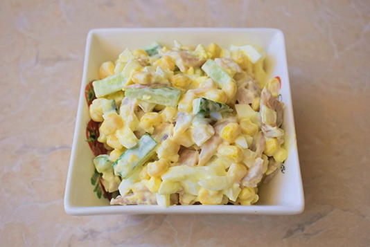 Smoked chicken, corn, cucumber and egg salad