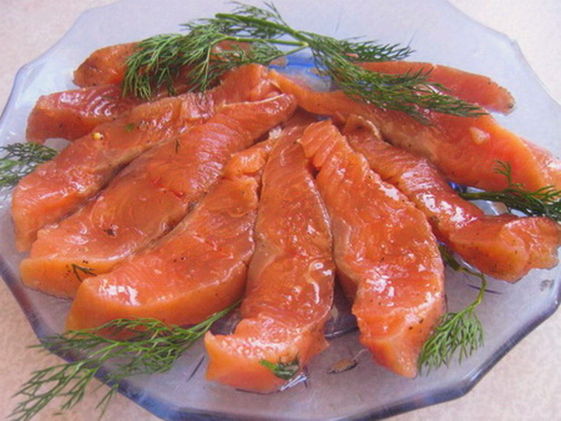 How to pickle pink salmon without brine