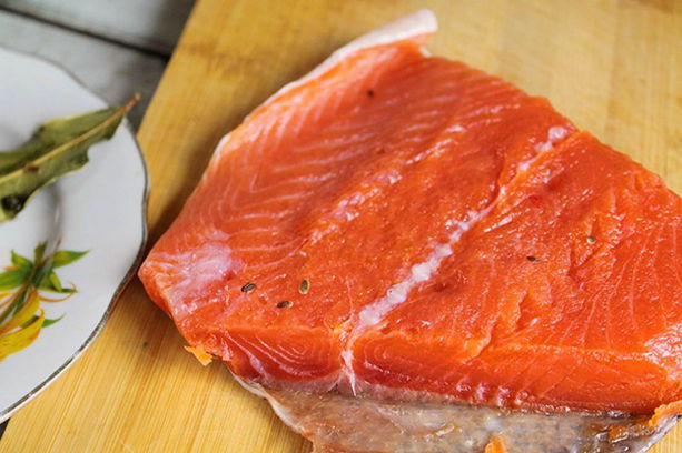 How to salt trout with spices