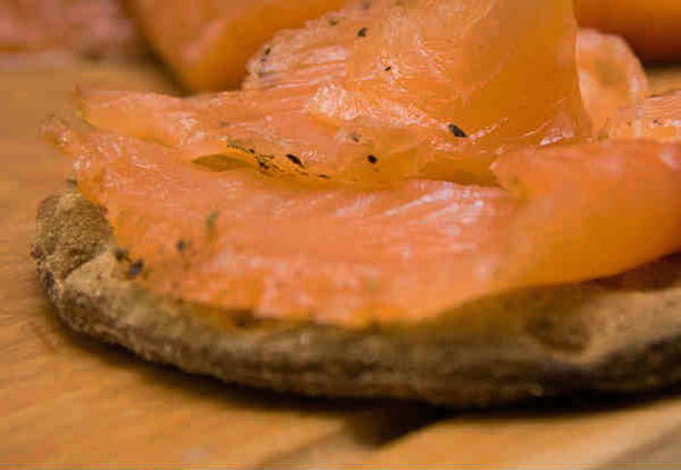 How to salt frozen trout at home