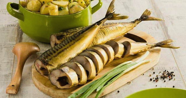 How to salt mackerel for cold smoking at home