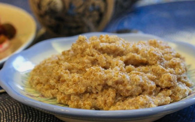 Wheat porridge Poltava with milk