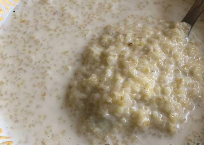 Wheat porridge with milk for 2 servings