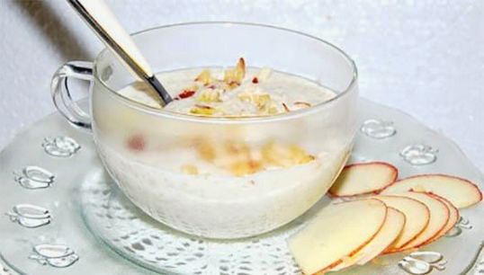 Herculean porridge with apples