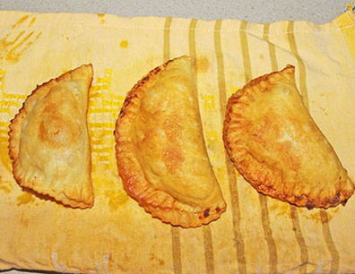 Crispy pasties with water dough without vodka