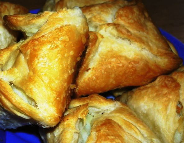 Puff pastry envelopes with potatoes