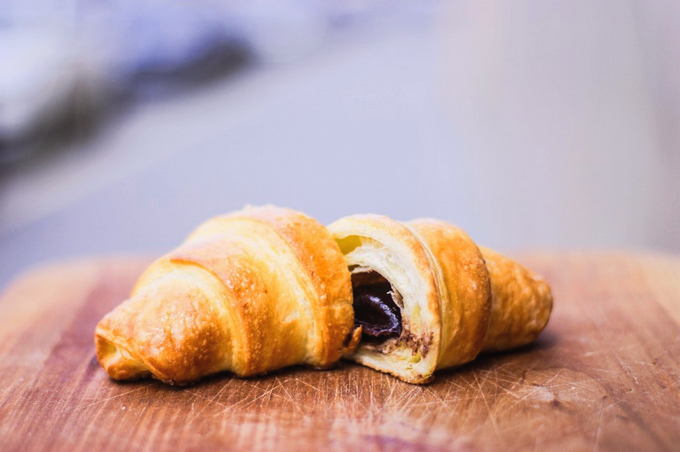 Puff croissants with chocolate and banana