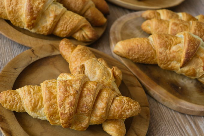 Puff pastry croissants stuffed with chocolate