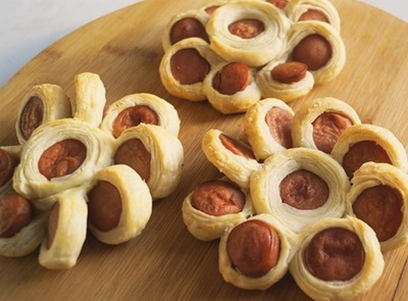 Sausages in puff pastry with a flower