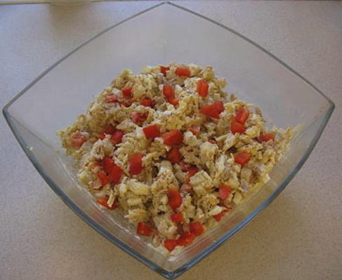 Chicken, pineapple and bell pepper salad