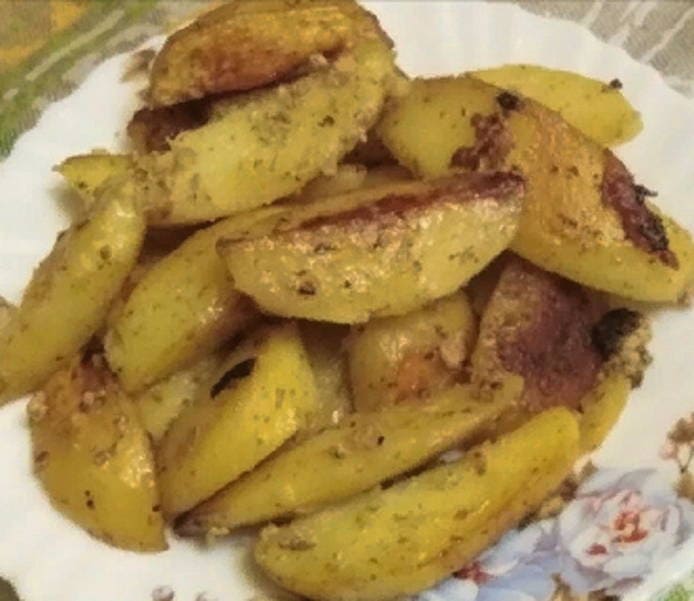 Potato wedges in a bag for roasting in the oven