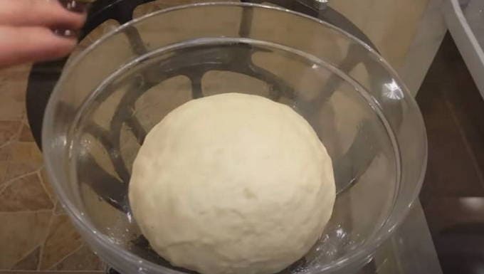 Dough for manti in milk with eggs