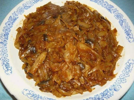 Cabbage solyanka with mushrooms in a slow cooker