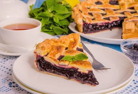 Unleavened Blueberry Pie