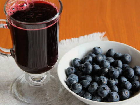 Blueberry compote for the winter with citric acid
