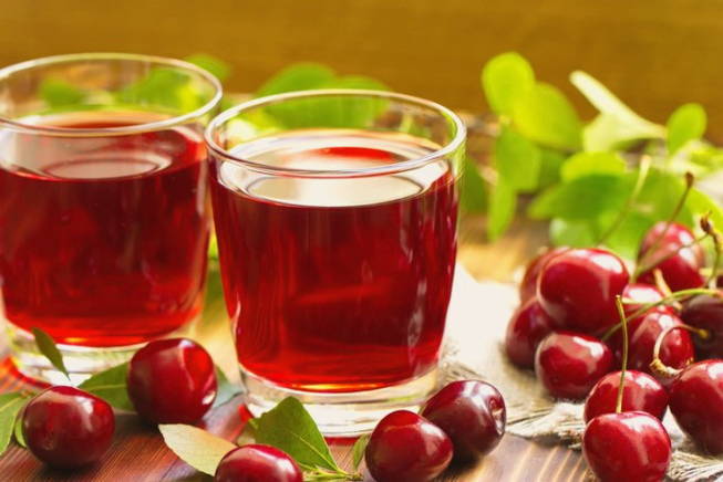 Cherry juice without sugar for the winter