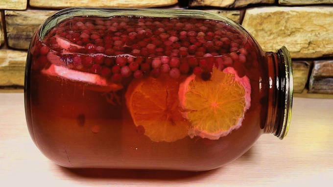 Lingonberry compote with orange for the winter
